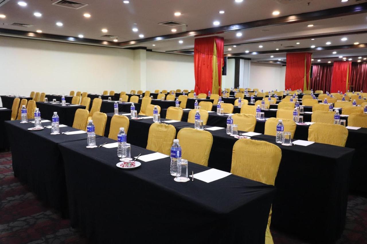 Grand Continental Hotel