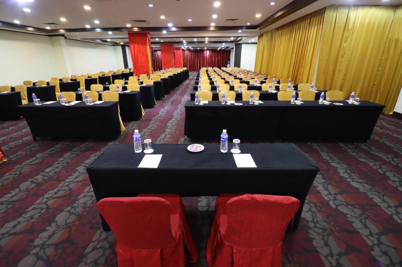 Grand Continental Hotel